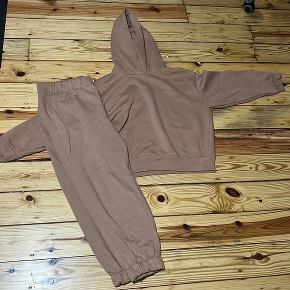 Tan/Brown XL Sweat Set - Picture 1 of 3